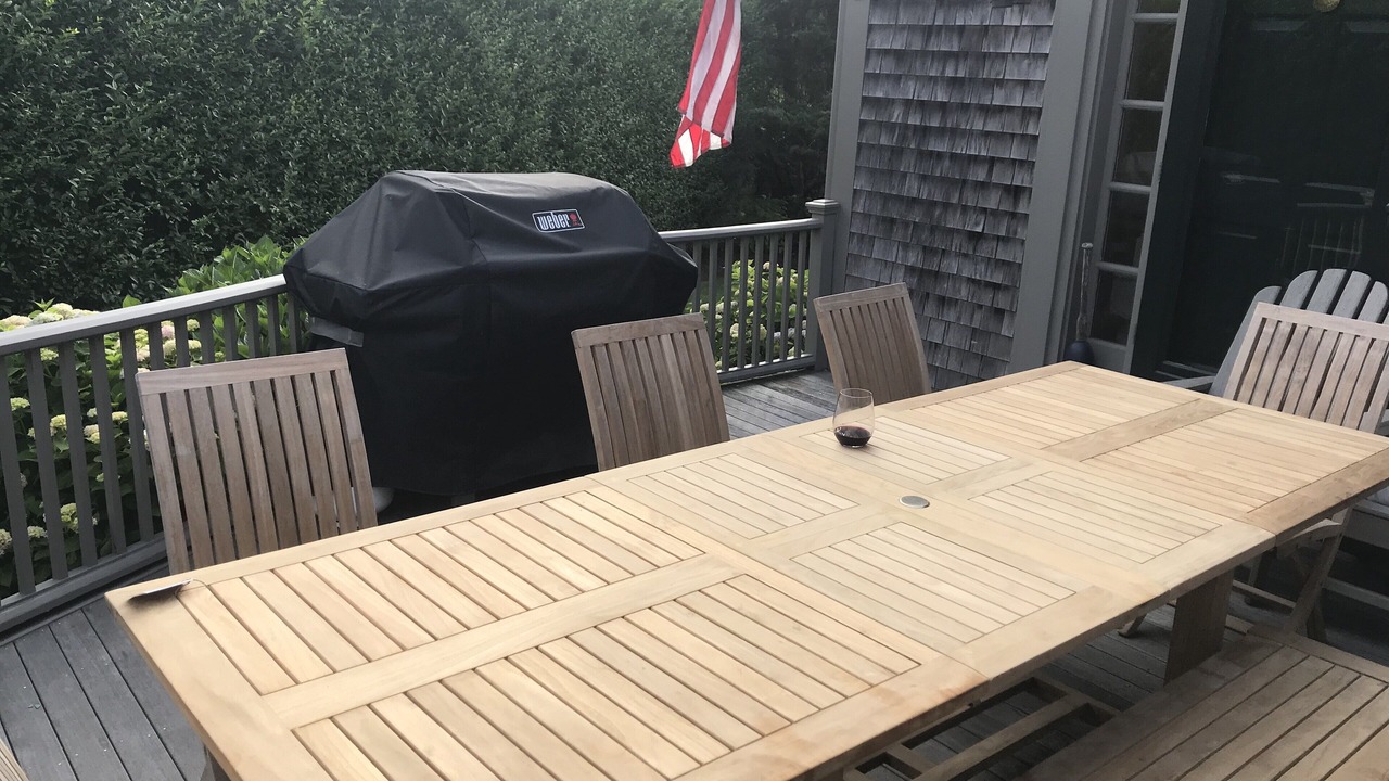 Photo of Others in Nantucket Town