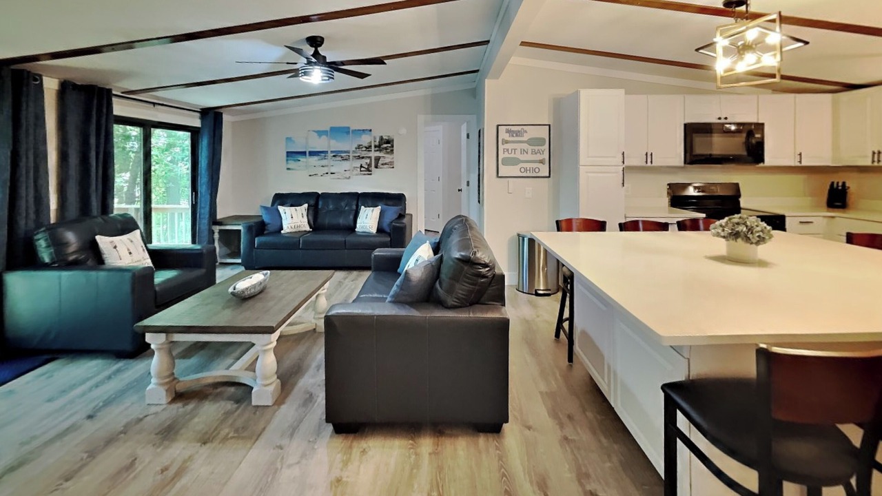 Photo of Livingroom in Put-in-Bay