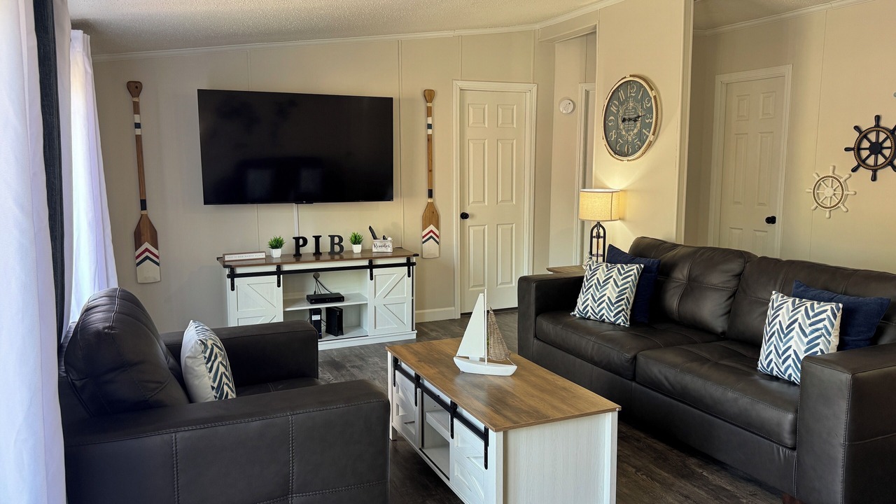 Photo of Livingroom in Put-in-Bay