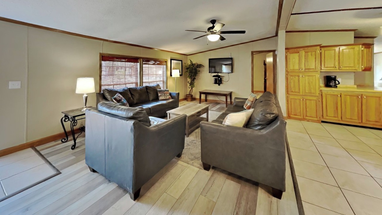Photo of Livingroom in Put-in-Bay