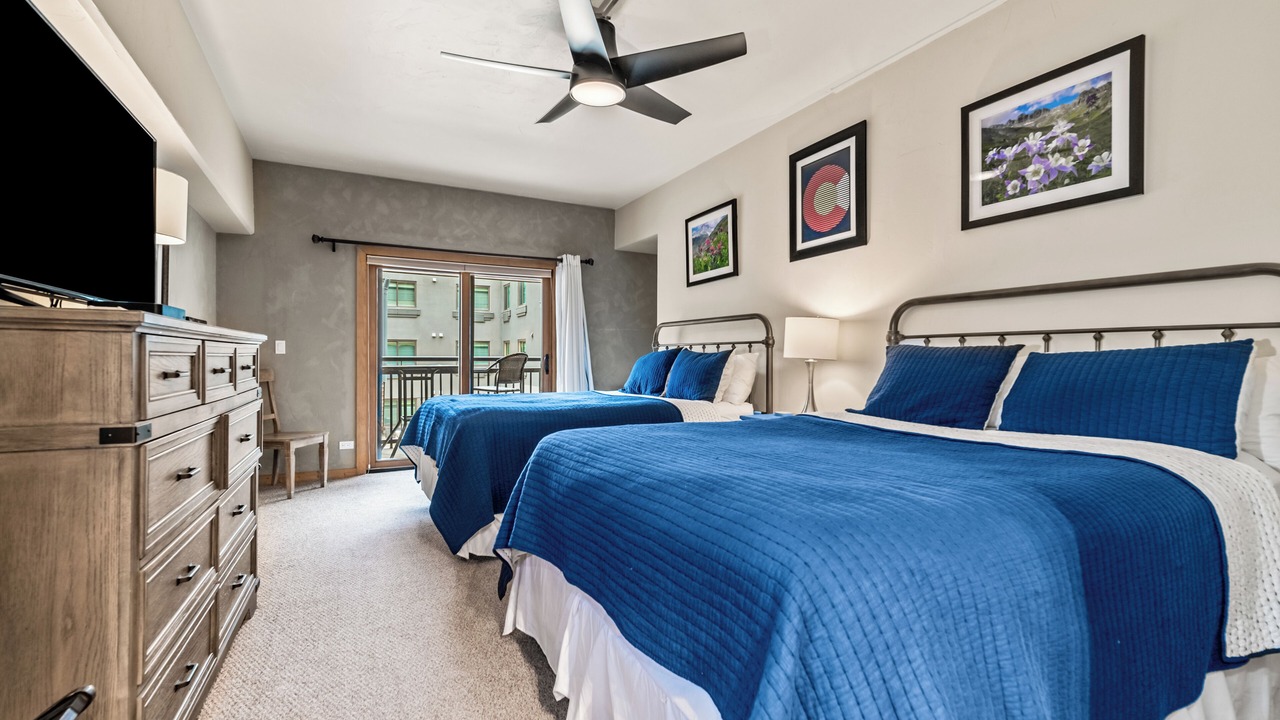 Photo of Bedroom in Peak 9