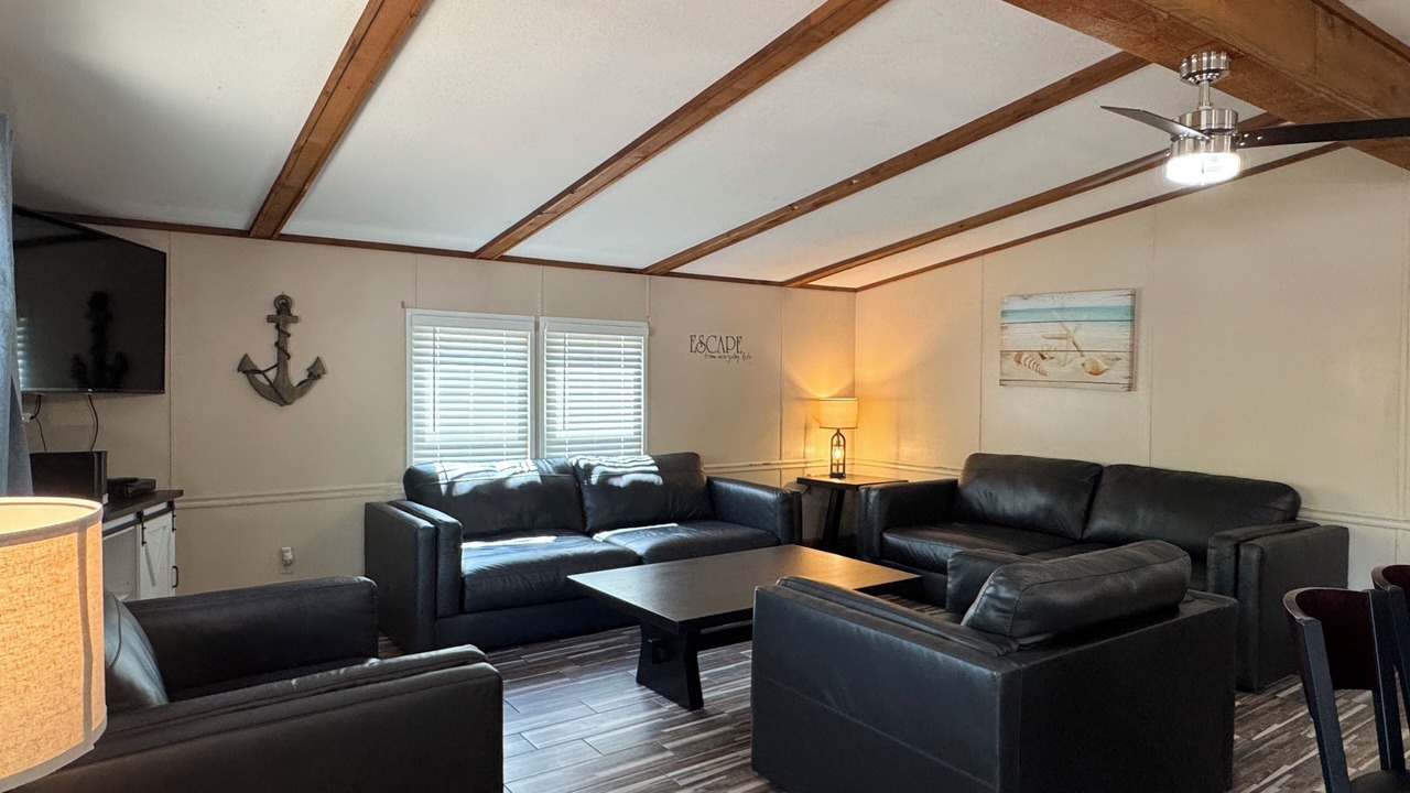 Photo of Livingroom in Put-in-Bay
