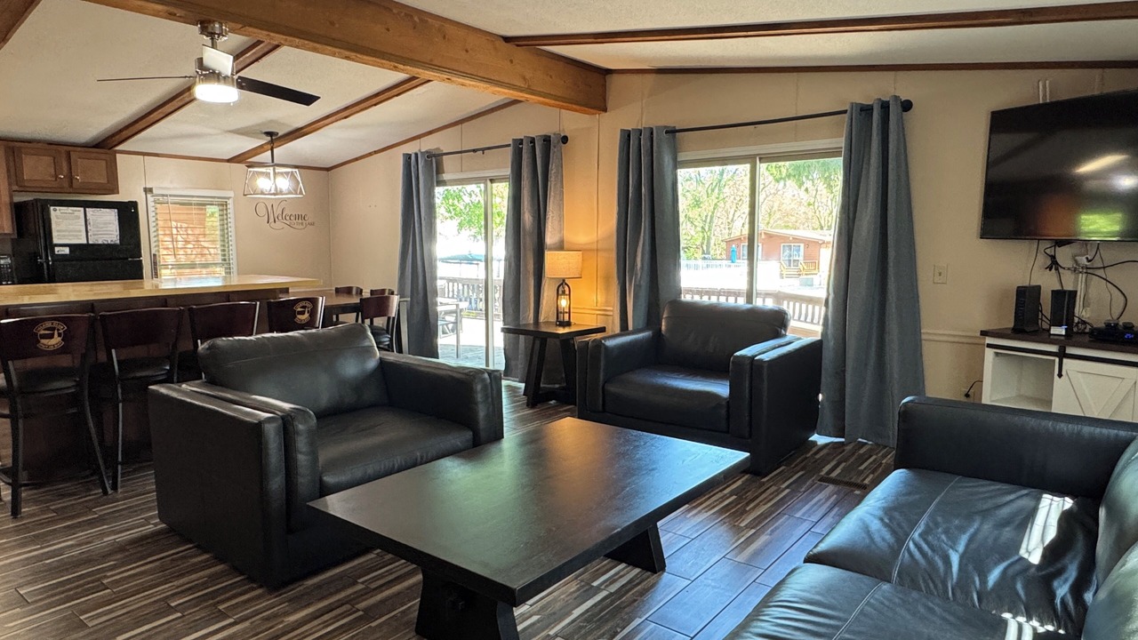 Photo of Livingroom in Put-in-Bay