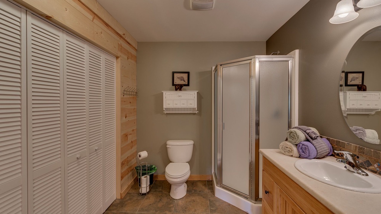 Photo of Bathroom in Leavenworth