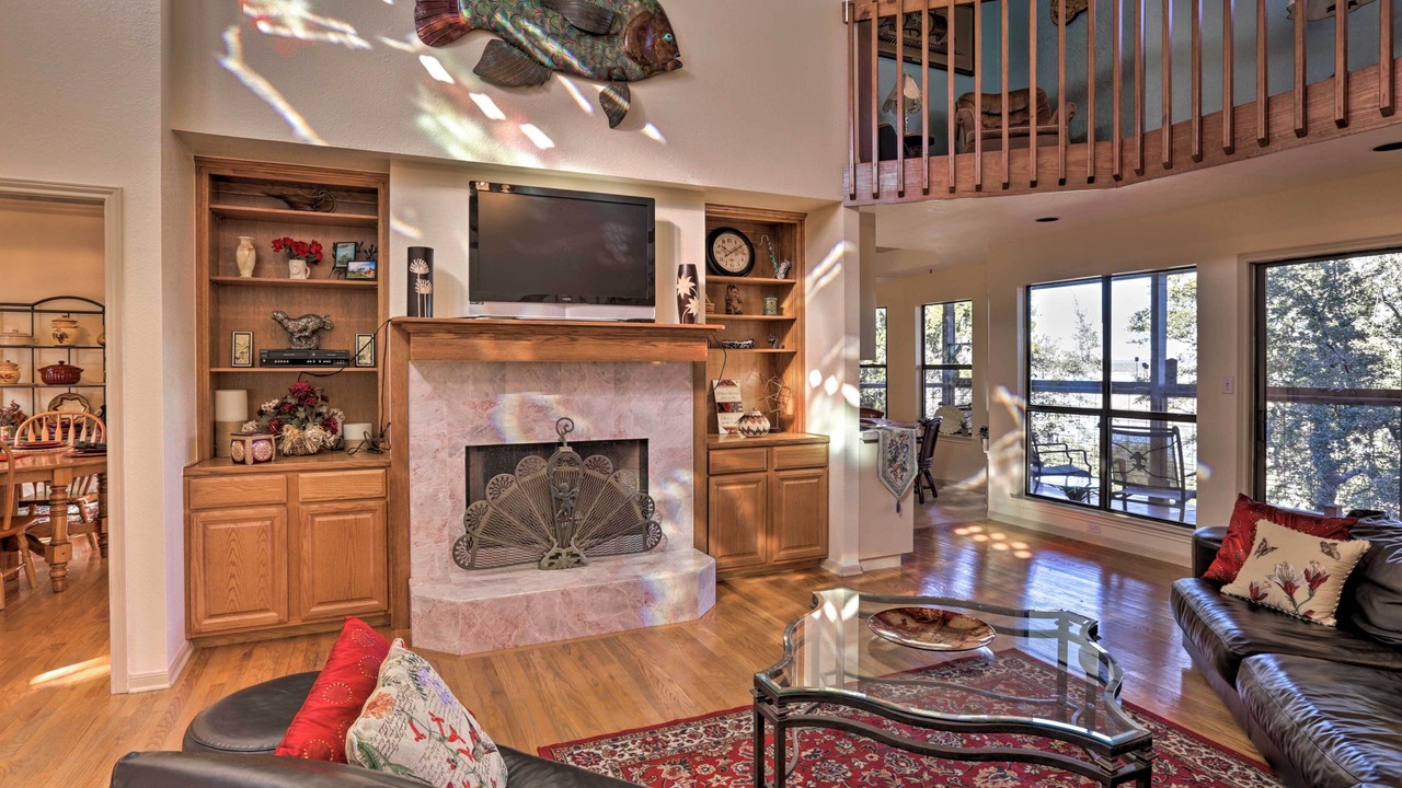 Photo of Livingroom in Canyon Lake