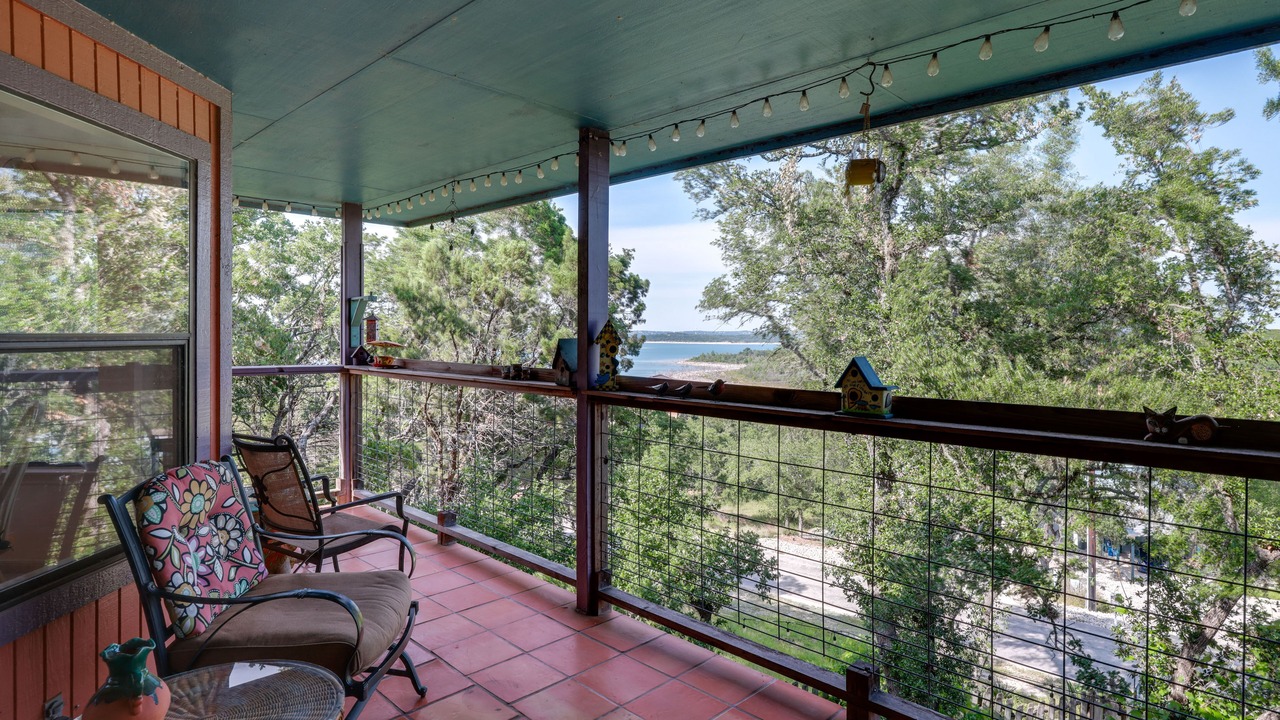 Photo of Patio Balcony in Canyon Lake