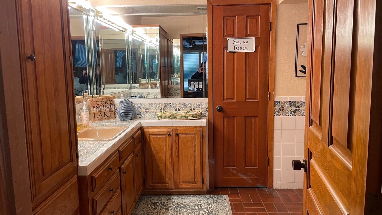 Photo of Bathroom in Enchanted Oaks