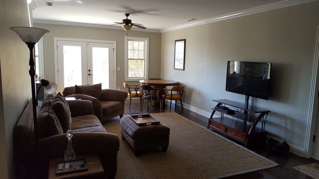 Photo of Livingroom in Weaverville