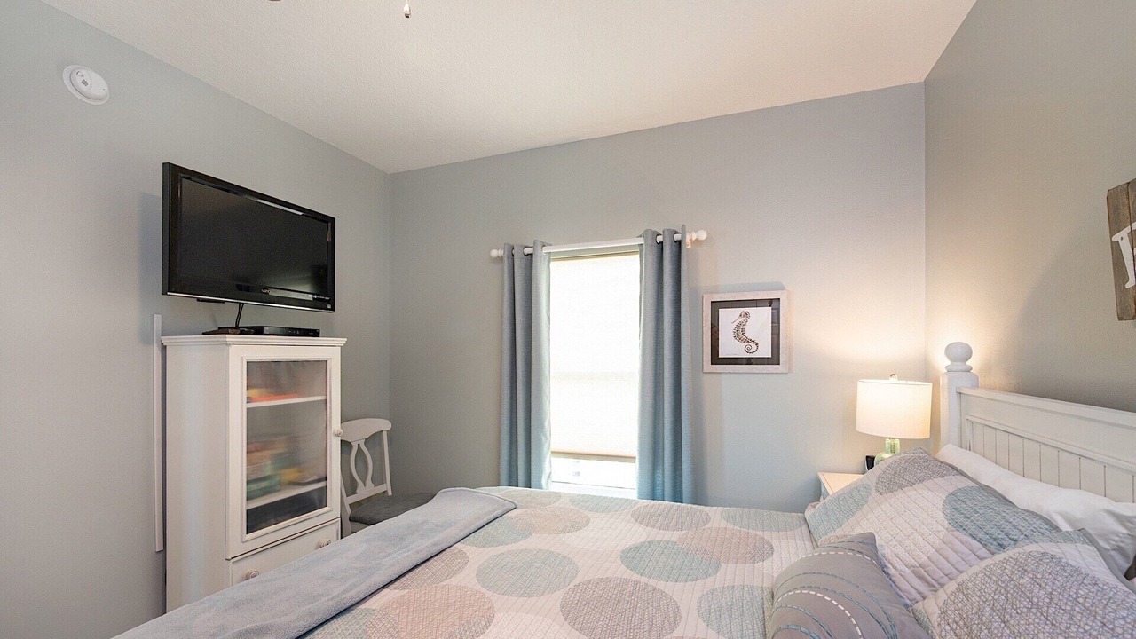 Photo of Bedroom in Ono Island