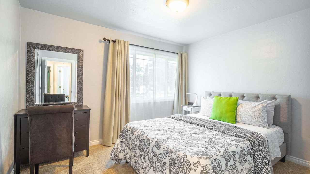 Photo of Bedroom in Alberta Arts District