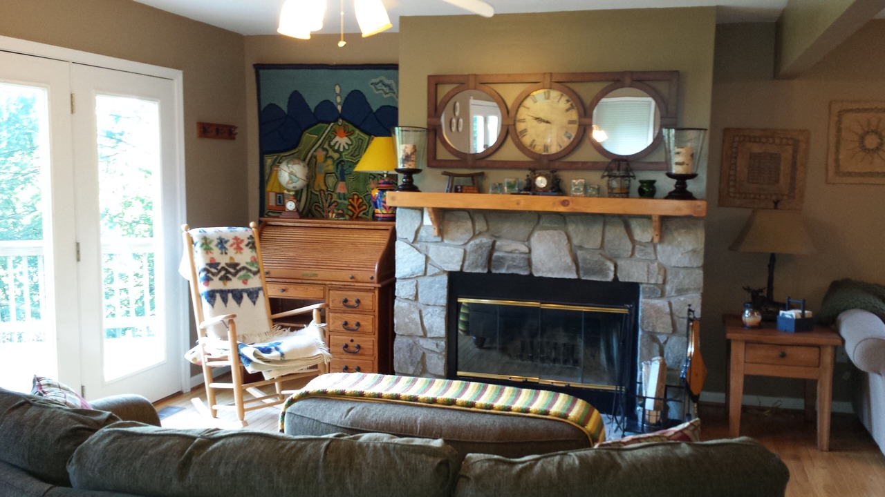 Photo of Livingroom in Maggie Valley