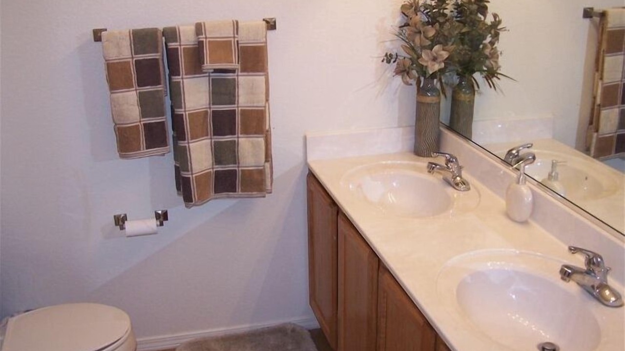 Photo of Bathroom in Vista Del Norte Alliance