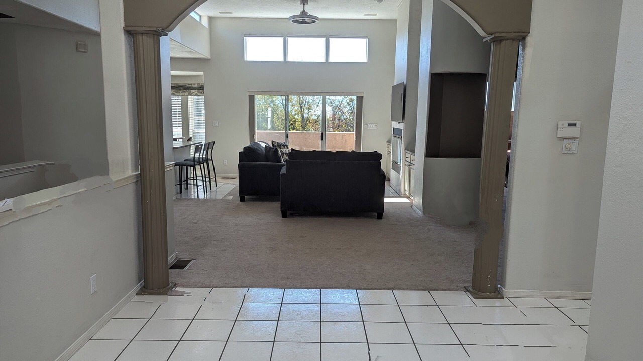 Photo of Livingroom in Northeast Heights