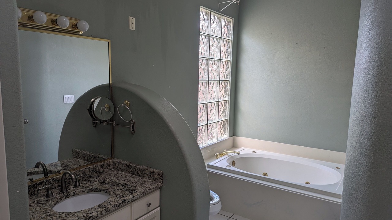 Photo of Bathroom in Northeast Heights