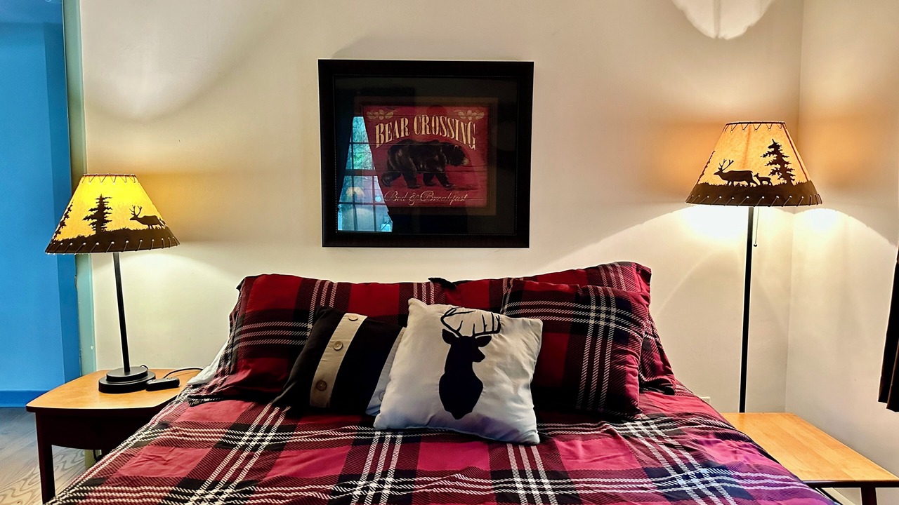 Photo of Bedroom in Town of Nelson
