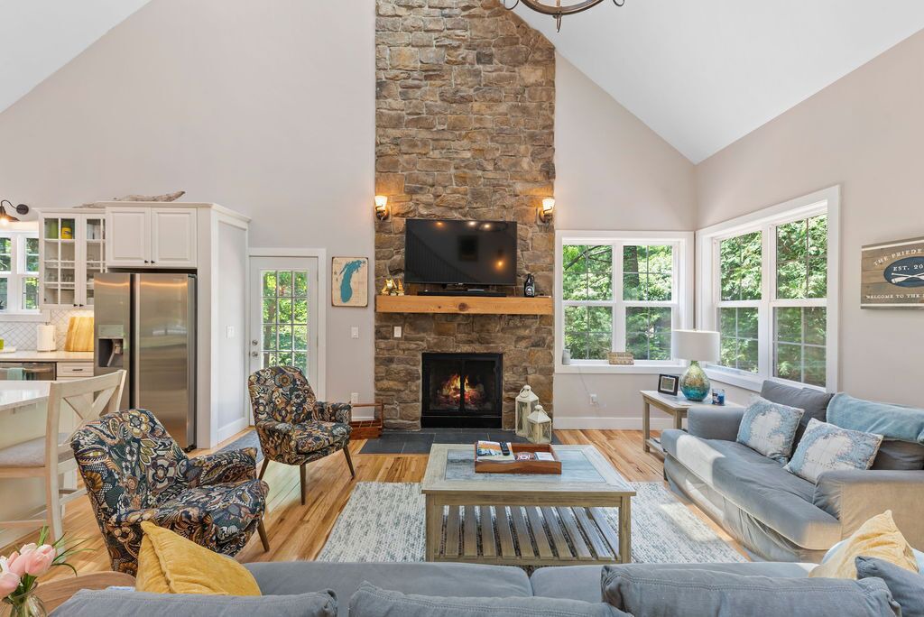 Photo of Livingroom in Harbert