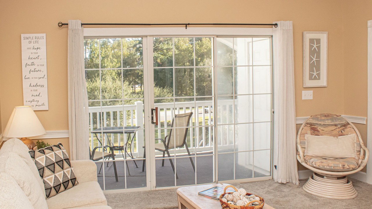 Photo of Livingroom in Central Myrtle Beach