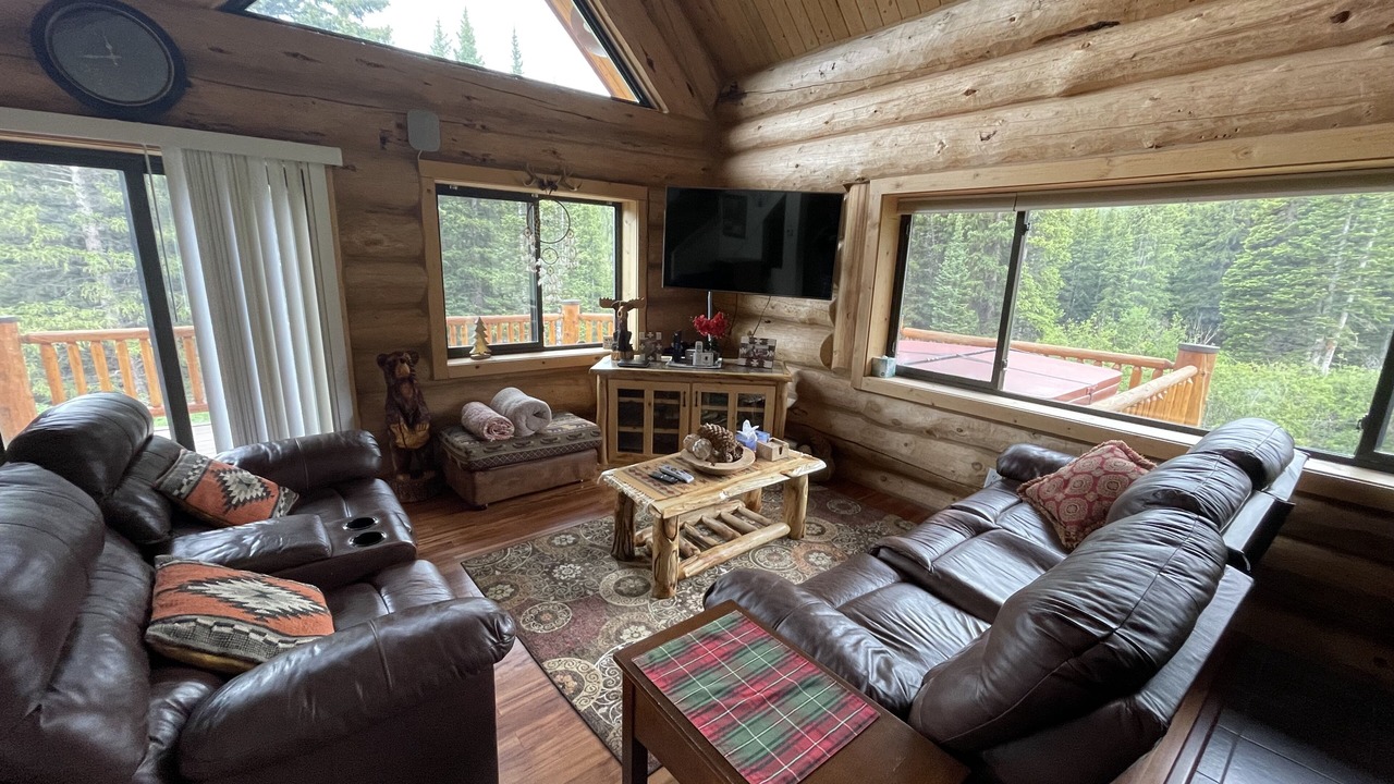 Photo of Livingroom in Quandary Village