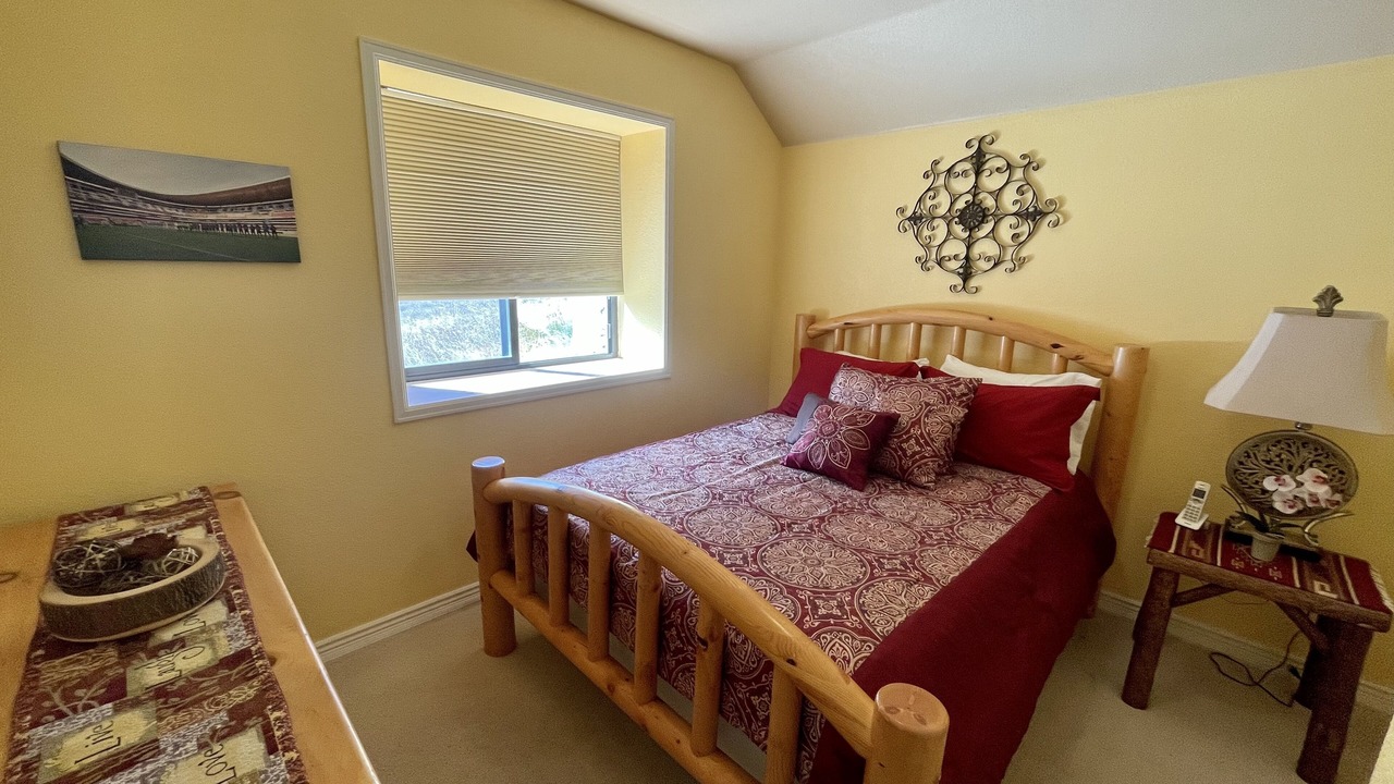 Photo of Bedroom in Quandary Village