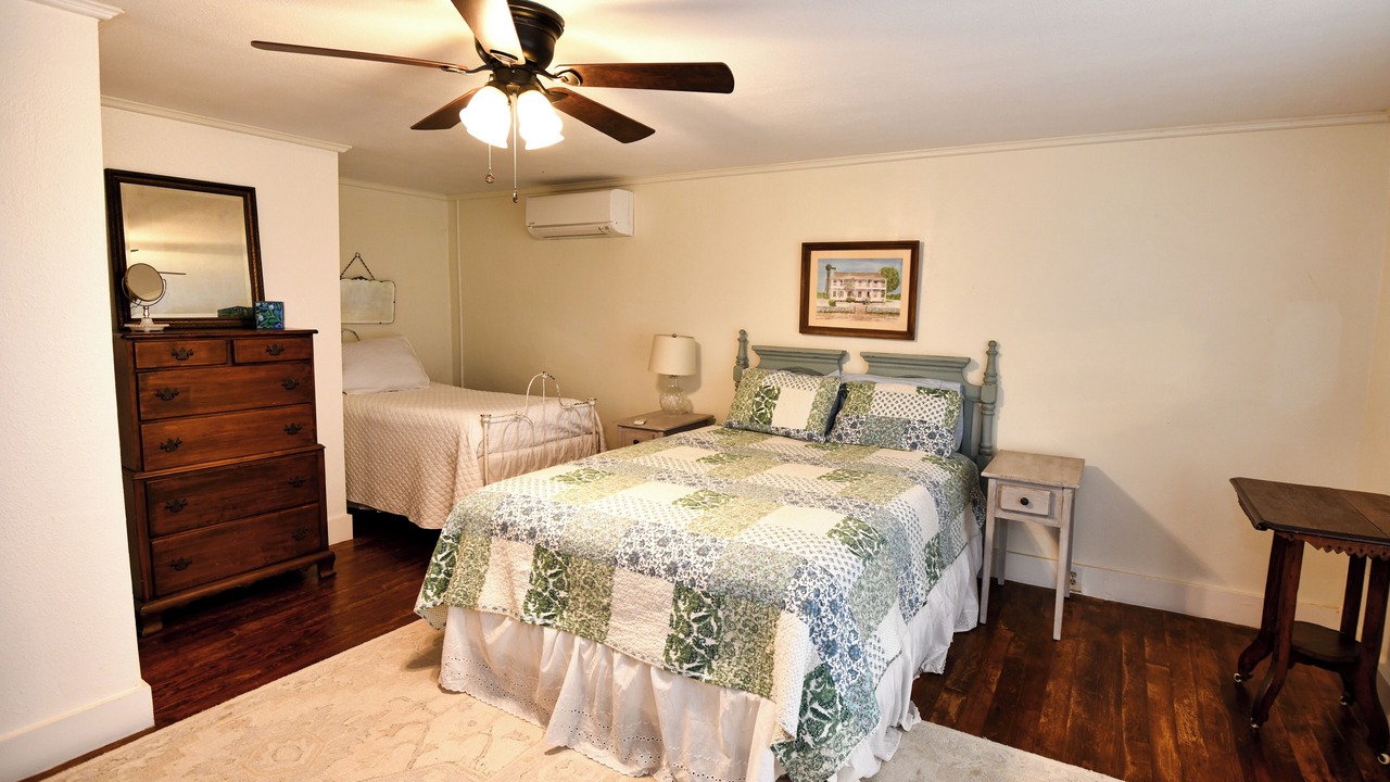 Photo of Bedroom in Utopia