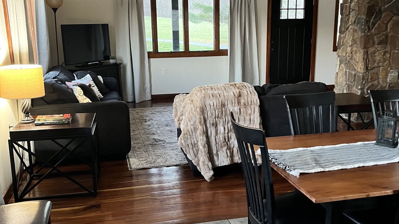 Photo of Bedroom in Makanda