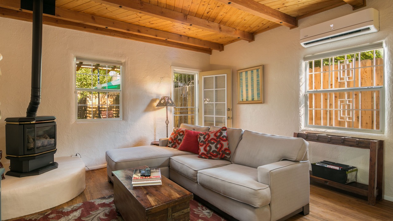 Photo of Livingroom in Nob Hill