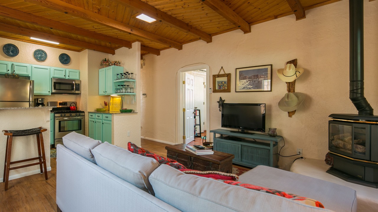 Photo of Livingroom in Nob Hill