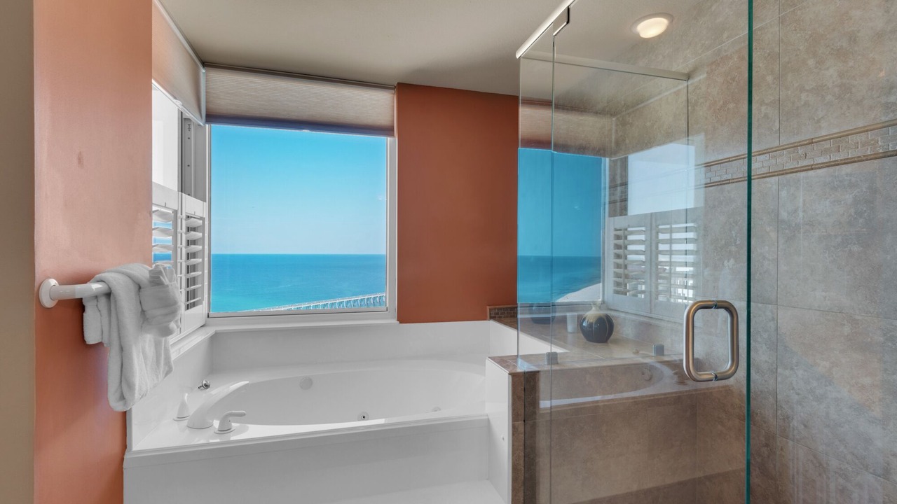 Photo of Bathroom in Navarre Beach