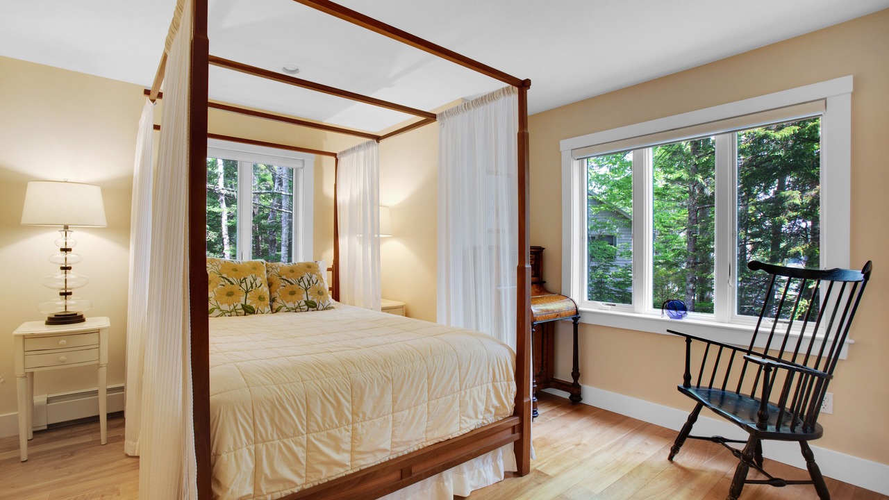 Photo of Bedroom in Tenants Harbor