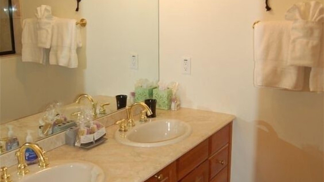 Photo of Bathroom in Old Town