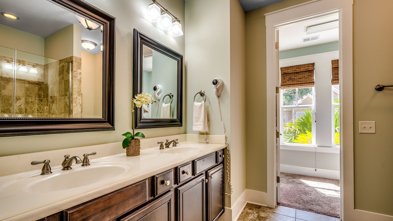 Photo of Bathroom in Windy Hill