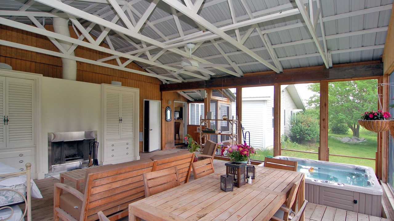 Photo of Outdoor in Bridgman
