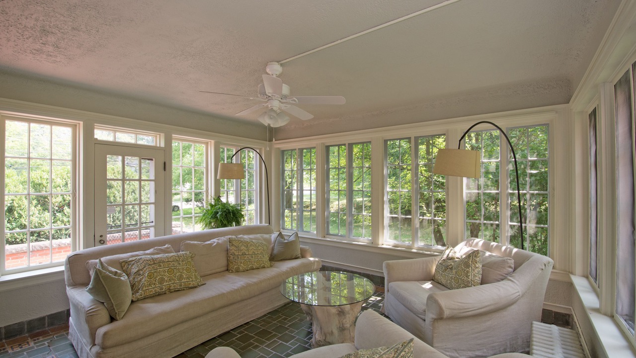Photo of Bedroom in Lewisburg