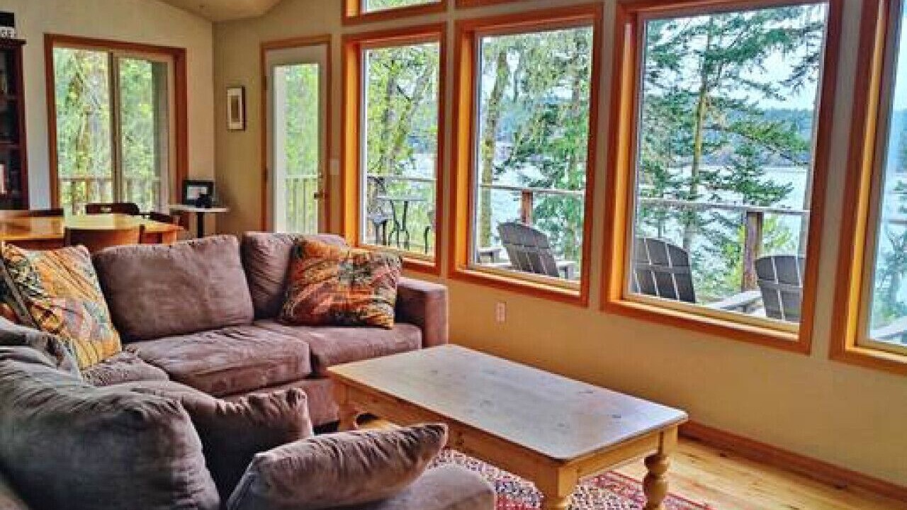 Photo of Livingroom in Lopez Island