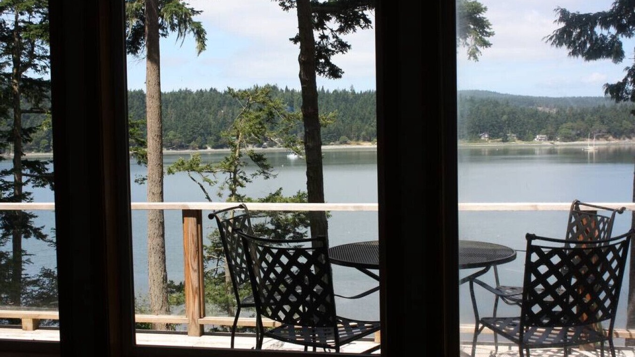 Photo of Bedroom in Lopez Island