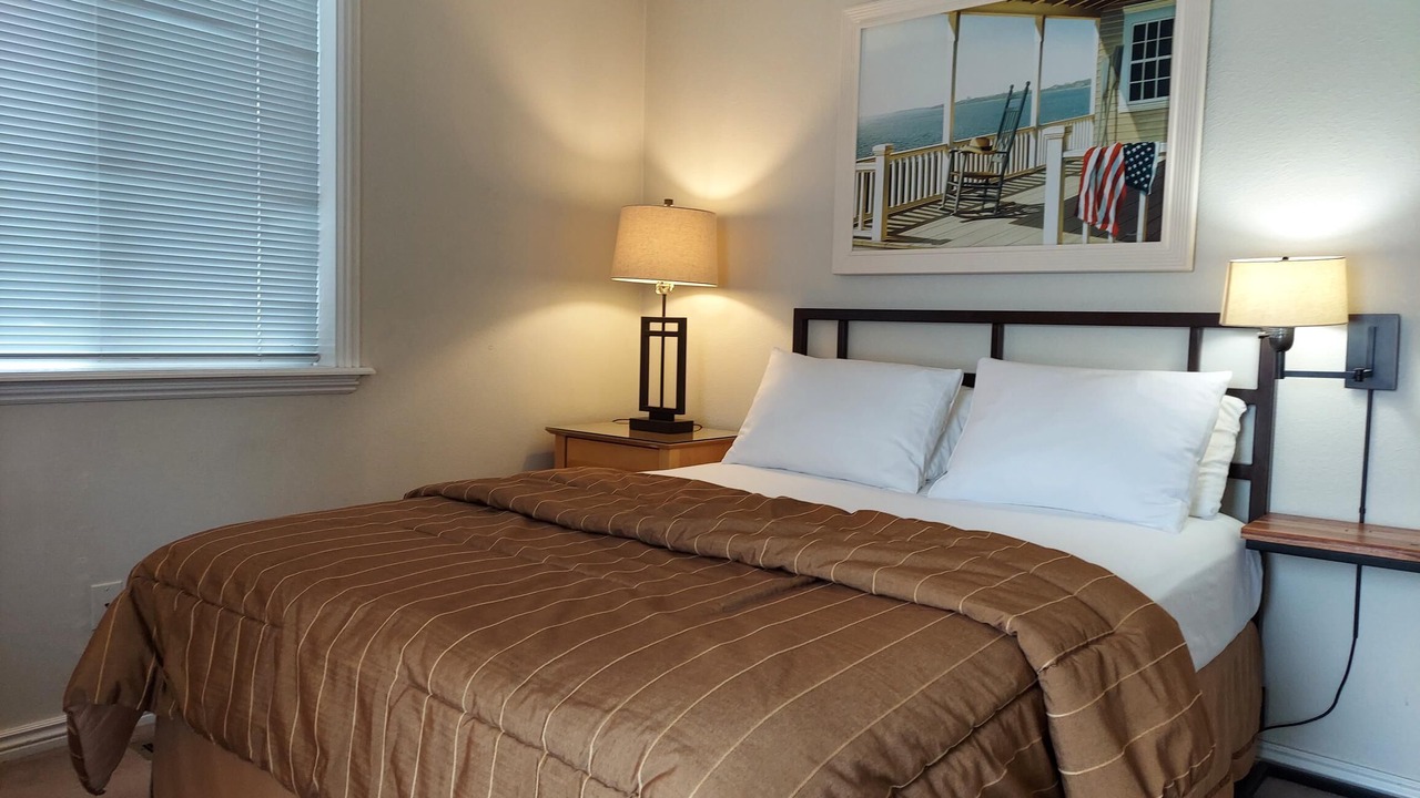 Photo of Bedroom in Cottonwood Heights