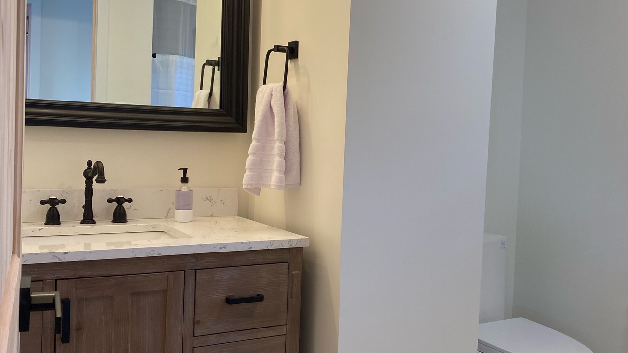 Photo of Bathroom in Burdett