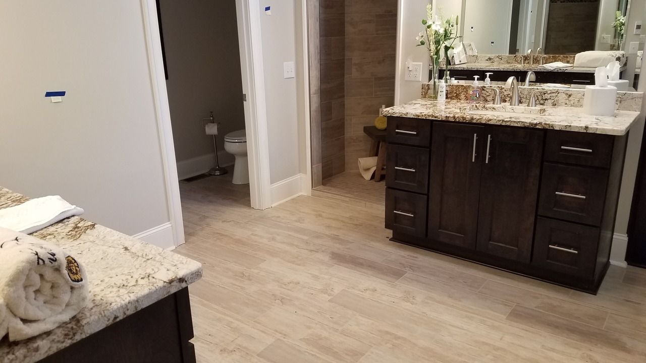 Photo of Bathroom in Reynolds Landing