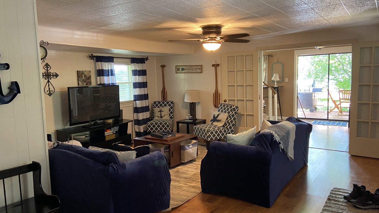Photo of Livingroom in Scottsville