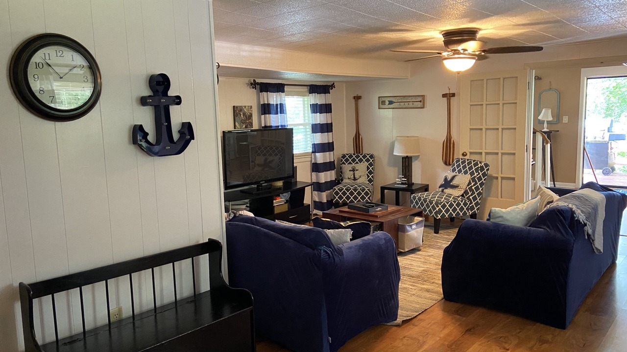Photo of Livingroom in Scottsville