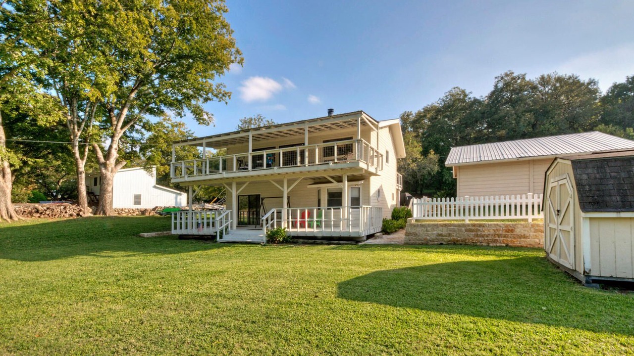 Photo of Outdoor in Austin Lake Estates