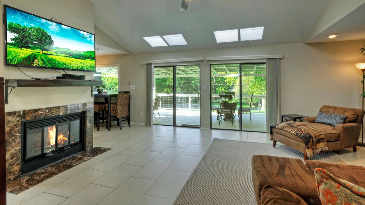 Photo of Livingroom in Austin Lake Estates