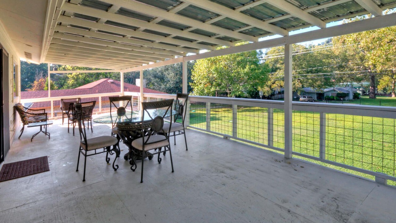 Photo of Outdoor in Austin Lake Estates