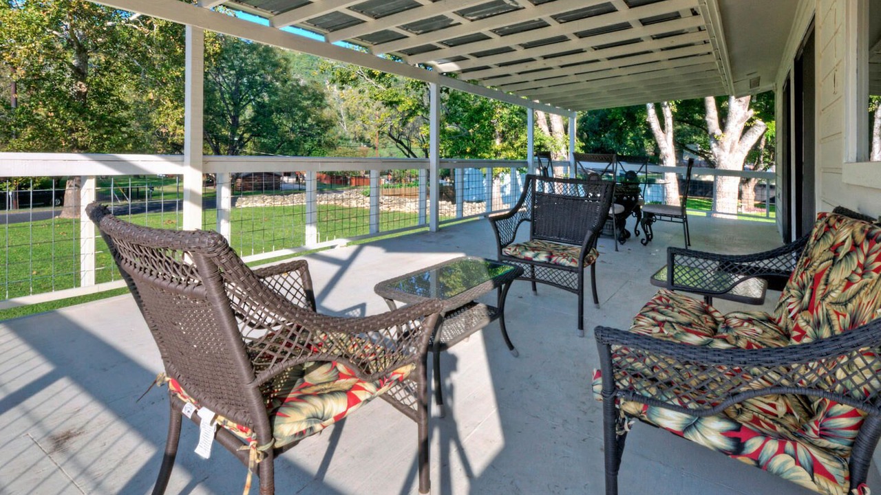 Photo of Outdoor in Austin Lake Estates