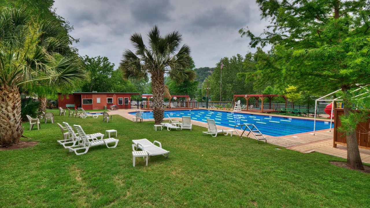Photo of Outdoor in Austin Lake Estates