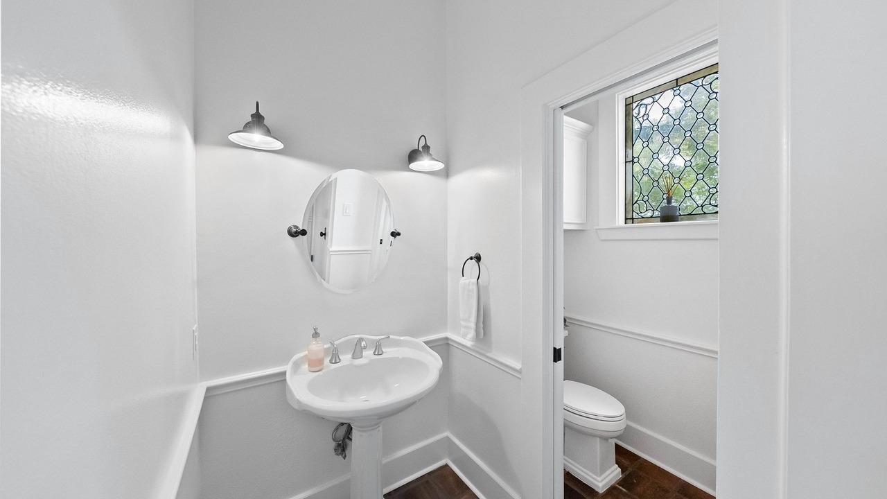Photo of Bedroom in Rivercrest