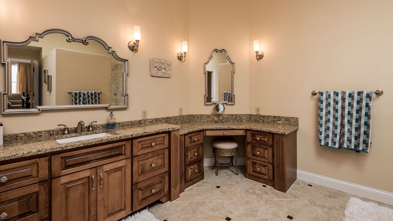 Photo of Bathroom in Downtown Knoxville