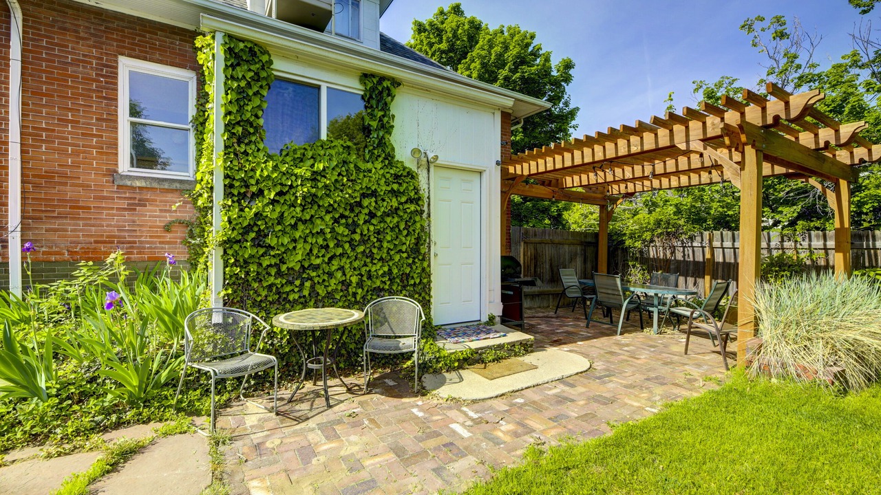 Photo of Outdoor in Sunnyside
