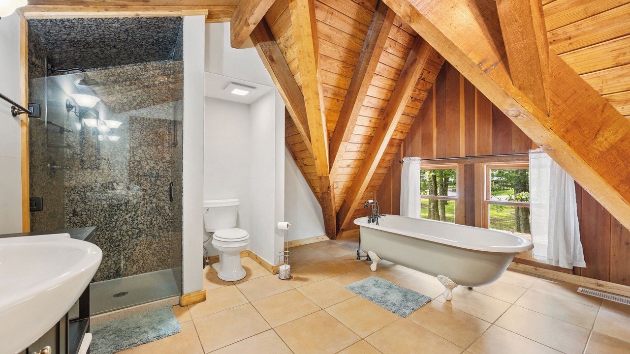 Photo of Bathroom in Mount Juliet