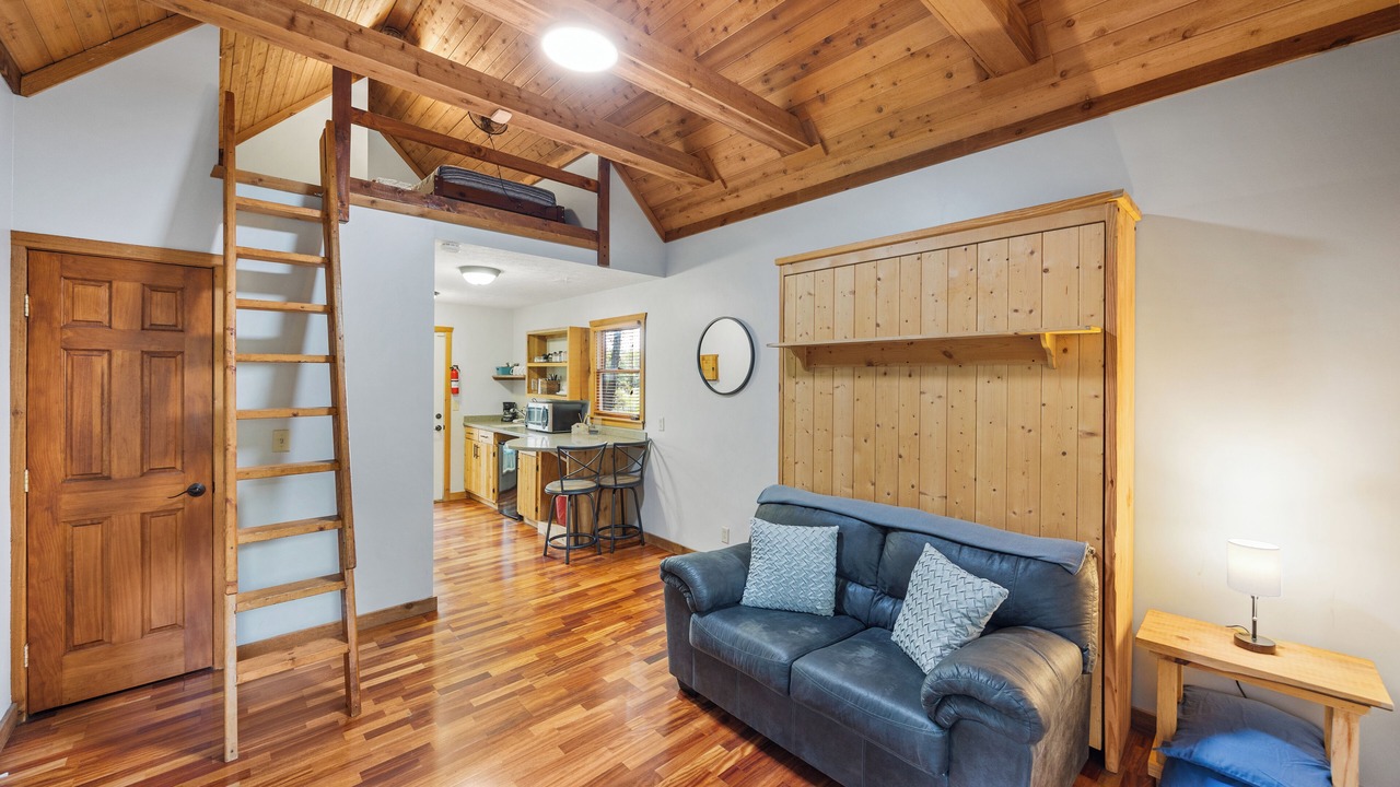 Photo of Livingroom in Mount Juliet